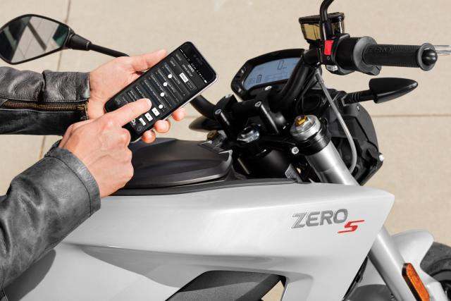 Zero Motorcycles 2018 z szybkim ladowaniem