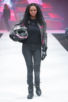 Pokaz mody motocyklowej ADRENALINE 06