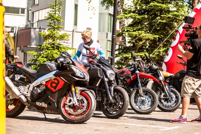 Wiosna z Ducati 2018 motocykle parking
