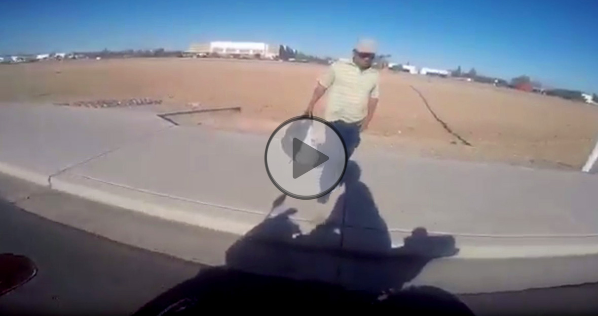 motocyklista podwozi pieszego z