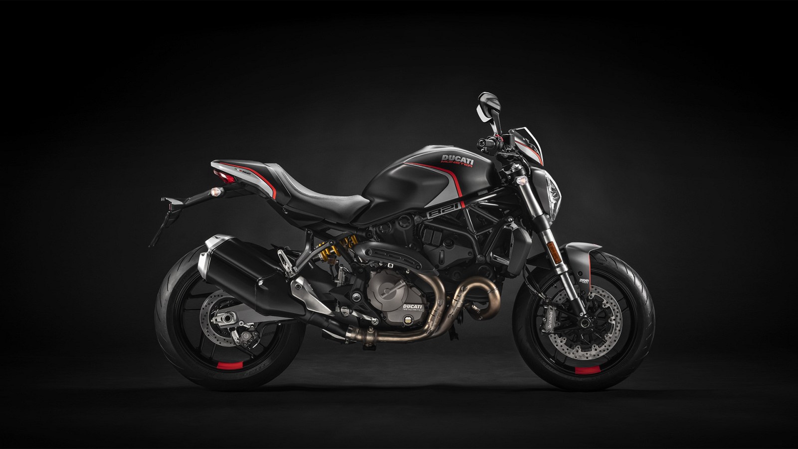 Ducati Monster 821 2019 13