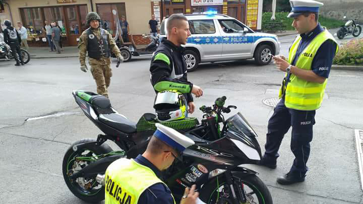 kontrola policyjna z