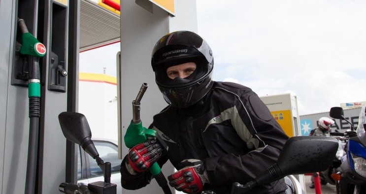 seksistowskie stacje benzynowe
