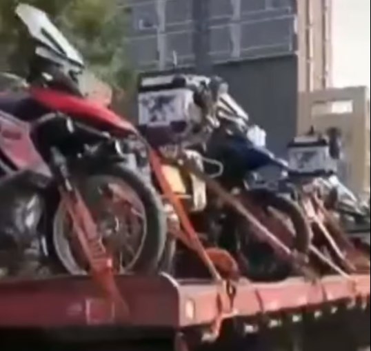 motocykle przed pozarem