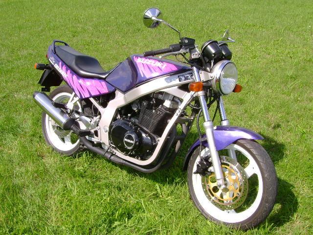 Suzuki GS500E