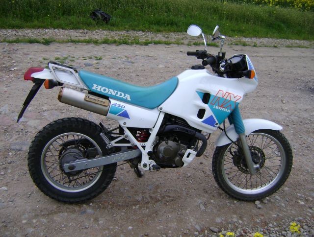 Honda Nx 250 by x2eno2n