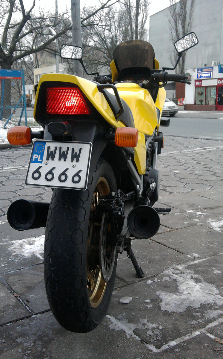 Honda VF 750 F