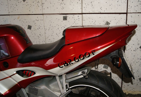 Honda CBR600F2