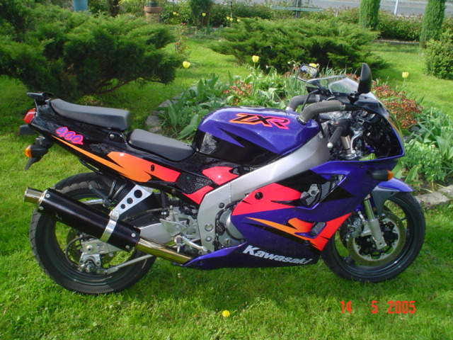 Kawa ZXR 400