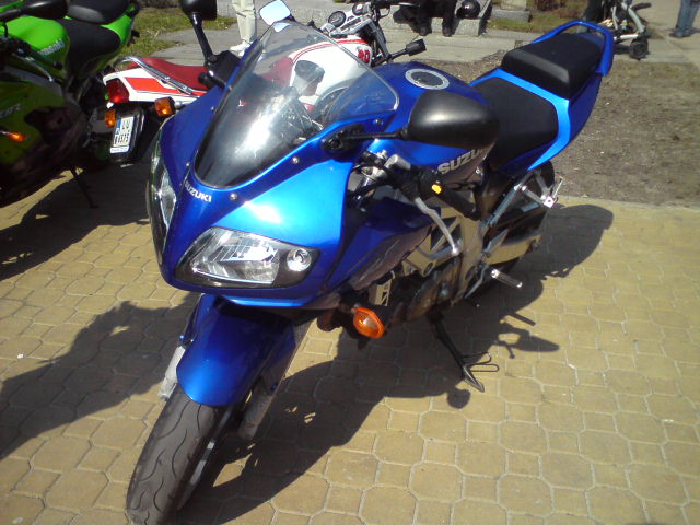 Suzuki SV 1