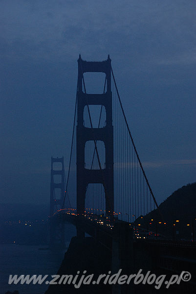 Most San Francisco wieczorem