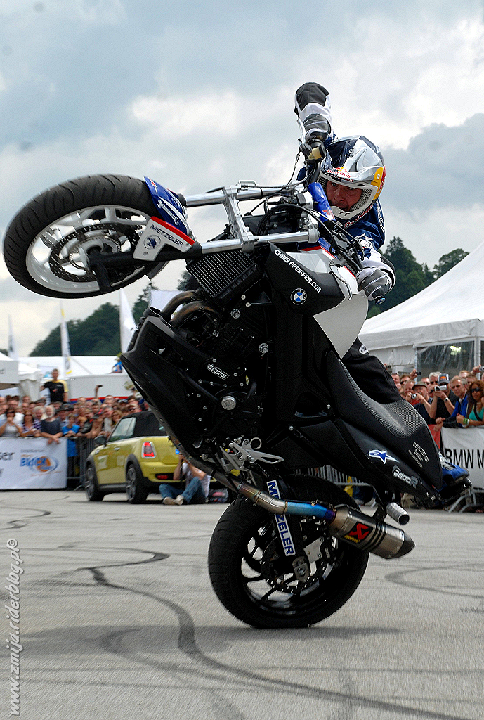 Pfeiffer Chris stunt show in Garmisch Partenkirchen