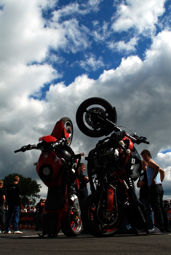 motocykle stunt