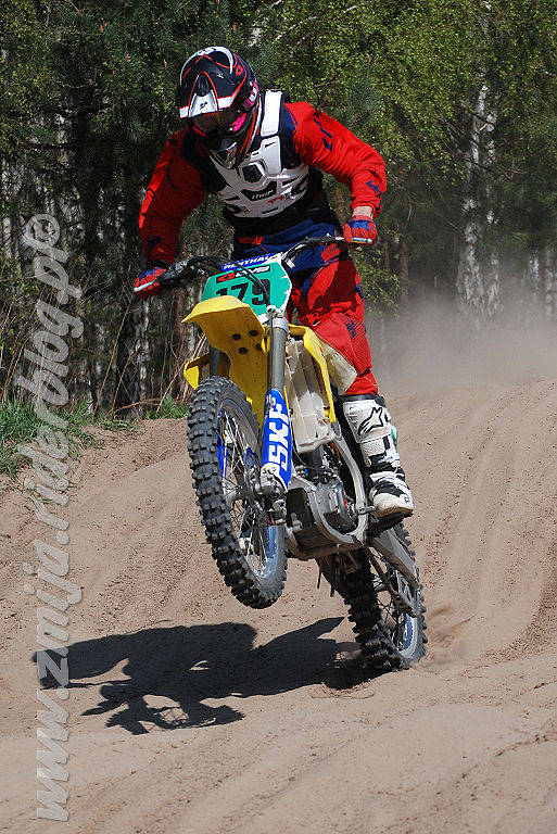 Strzeniowka  trening na Suzuki RMZ